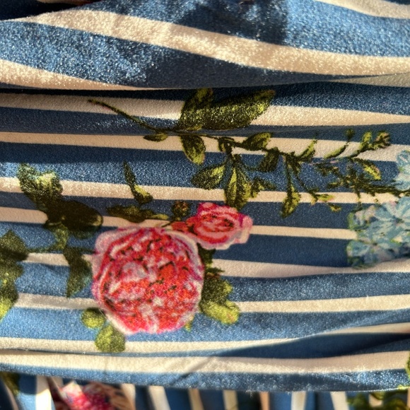 Size Small and Medium BIG BUNDLE - Picture 10 of 16